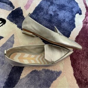 Nicholas Kirkwood silver leather Beya pointed loafers flats IT 36 / US 6
